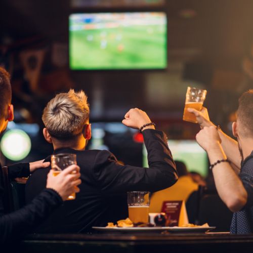 Restaurants blast NFL broadcasting policies